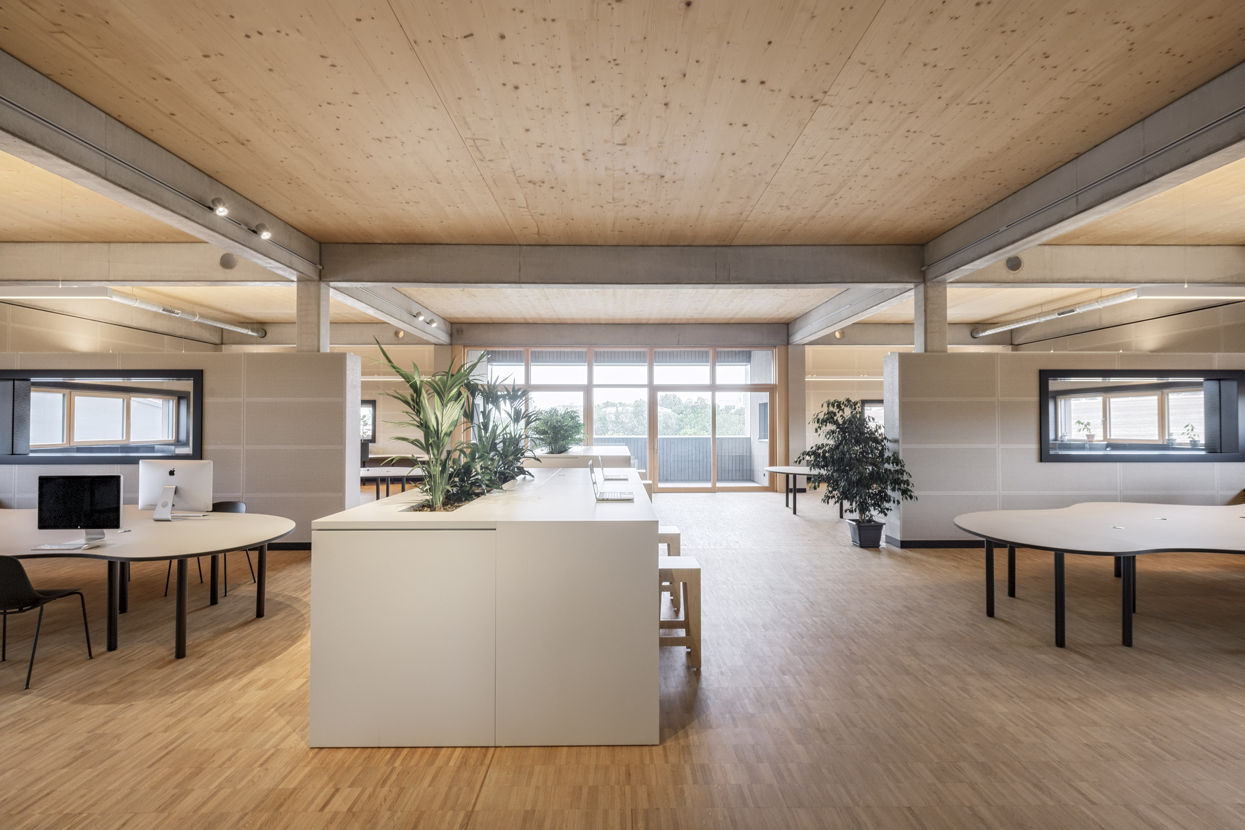 Reinhard.Architektur_Projekte_Luftbilddatenbank_web_20